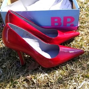 Red Pumps